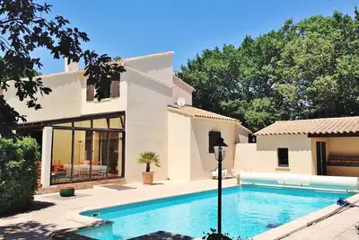 Image de Grande villa provençale de charme avec piscine, 6 chambres, classée 4 étoiles