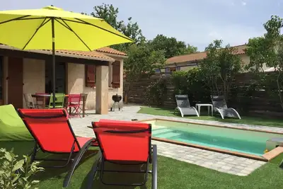 Image de Saint Maime: Petite villa (50m2) avec piscine au pied du Lubéron