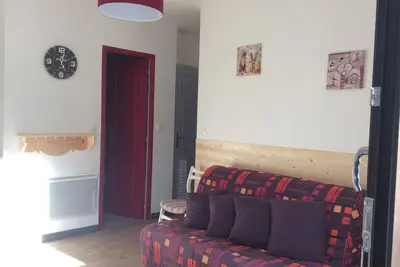 Image de appartement ensoleillé  au rez de chaussé à 200m de tous commerce