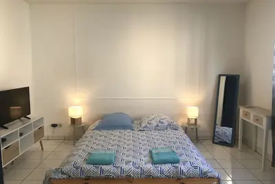 Image de Grand studio 30 m2 en plein centre ville et à côté de la vieille ville d’Annecy