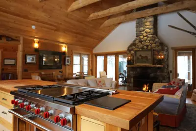 Image de Exclusif Famille Lac Maison & Cabines Sur Pristine Tres Prive 100 Acres