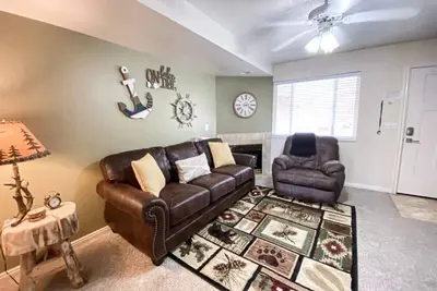 Image de 930 # 2, 2 lits, 2 salles de bains Condo avec vue sur le lac, WiFi gratuit