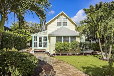 Image de Beautiful Island House - Propriété historique de l'île
