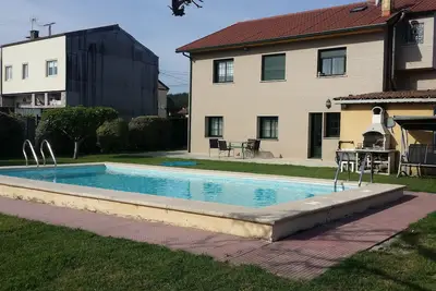 Image de Maison \/ appartement familial confortable Ă Pontevedra