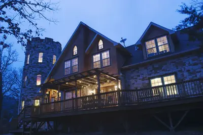Image de Château royal dans les bois!