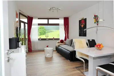 Image de Holiday Holiday Bollenhut Appartement Bollenhut 5 ***** à la télévision numérique 2 dans Pers