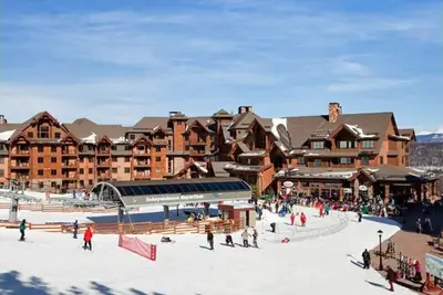 Image de Ski In / Out 1 Bedroom @ Grand Lodge on Peak 7, 31 mars - 7 avril 2019