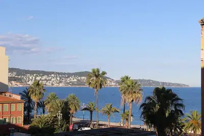 Image de Lumineux 2 Personnes 33 M² A 2 Pas De La Plage F1 Clim Wifi Loggia