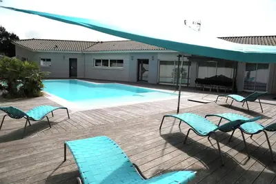 Image de Superbe Villa Standing - Proche Lacanau