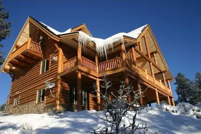 Image de Maison en bois rond à couper le souffle