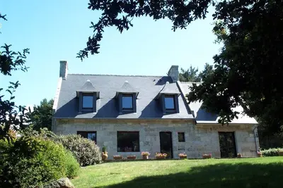 Image de Belle maison en pierres anciennes près de l'Aven et de la plage - 10 personnes