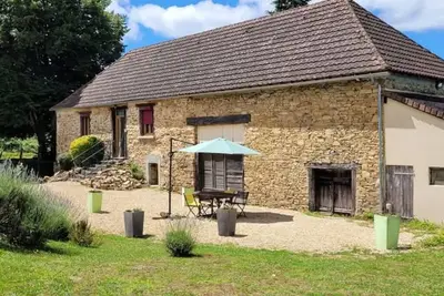 Image de Gîte traditionnel et moderne en Périgord Vert