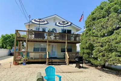 Image de Surf City, Nj Lbi. Pas De La Plage Pristine. Family Friendly, Beaucoup De COMMODITÉS