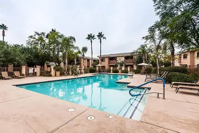 Image de Escapade Phoenix Desert Oasis - 2-Br, 2 Bth - Desert Breeze Villas Condo Az