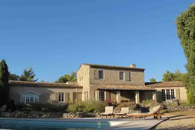 Image de Gordes \/ Goult - Superbe Mas provençal sur une colline à Luderon