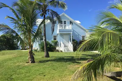 Image de Front de mer, la Maison Bleue, Russell Island, Spanish Wells, Eleuthera, accès à l'eau