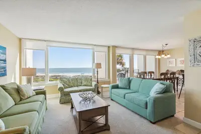 Image de Vues magnifiques sur l'océan depuis la mise à jour 4 chambres / 3 salles de bain Beach Walker Villa!