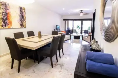 Image de Incroyable Condo au bord de la plage / piscine dans la belle Playa Del Carmen (Surf 101)