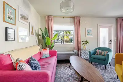 Image de Bungalow Classique avec Piscine