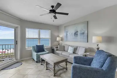 Image de Gulf Front 2404 Maravilla - Animaux bienvenus - comprend le service de plage en saison!