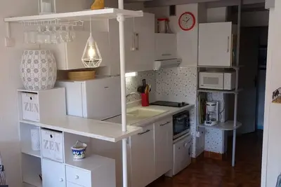 Image de Appartement T2 avec piscine, parking privé, proche plage - 4 couchages - Argelès-sur-Mer