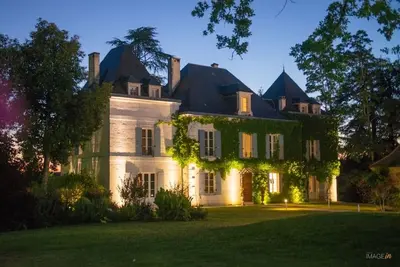 Image de Location de vacances de luxe et lieu de mariage en Dordogne - Bergerac
