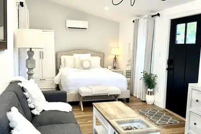 Image de Nouveau Scituate Apartment - Pura Vida Suite