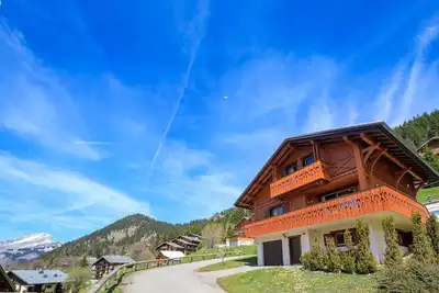 Chalet moderne 10pers - proche des pistes et du centre