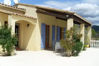 Image de Villecroze -Maison de campagne avec piscine, au calme, pour 4 à 6 personnes
