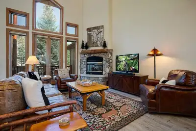 Image de X2745 by Mountain Resorts: Belle maison * 10 min à pied de Mtn Village * Vues magnifiques sur le Mtn