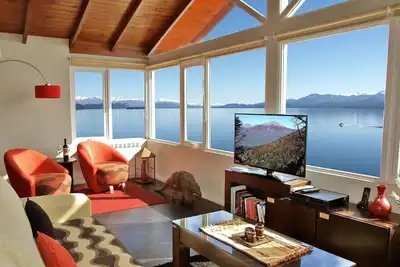 Image de Penthouse de luxe avec vue sur le lac