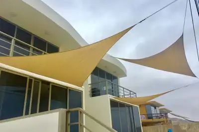 Image de Front de mer \/ nouvellement construit \/ normes occidentales 2b \/ 2b pour votre plus grand plaisir!