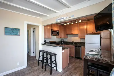 Image de 134 S Pacific St, unité A, vue panoramique sur l'océan, très bien situé