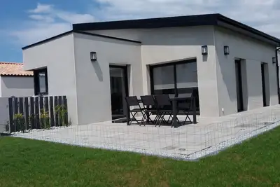 Image de Maison d'architecte avec Spa à 300 mètres de la plage à St Gilles Croix De Vie
