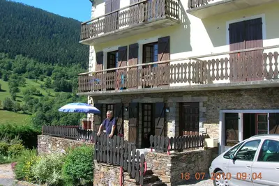 Image de Appart  70 m², grande terrasse, parking, entouré de montagnes à 980m d'altitude.