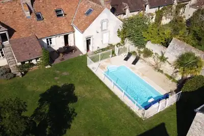 Image de Promo PÂQUES & Juillet! Jolie Maison De Famille Piscine Dans La Foret D'Orleans