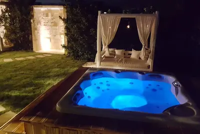 Maison typique du Salento avec piscine à 6 km de Gallipoli
