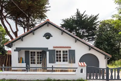 Image de Charamante maison tendance et confort 300m plage, 5mns marché, grands hôtels