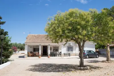 Image de Quiet, 4 bedroom private villa, with large pool
