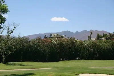 Image de Maison de campagne avec piscine privée à proximité de plusieurs terrains de golf