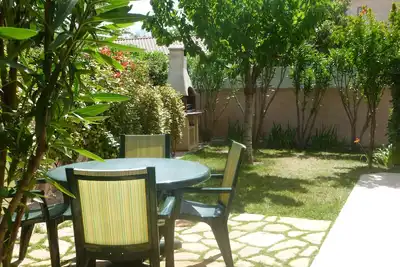 Image de T2 avec ✔jardin privatif et ✔climatisation