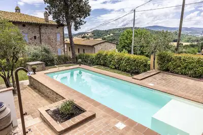 Image de Un Petit Paradis - Appartement de vacances pour deux avec vue sur Pérouse!