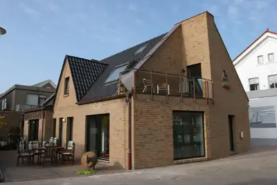 Image de Chic hôtel 4 étoiles dans le centre de Borkum, haut standing, près de la plage.