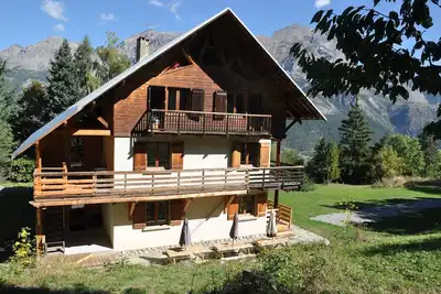 Image de Chalet 15 pers, 7chambres \/ 7 salles de bain\/9 wc, , sauna, salle jeux