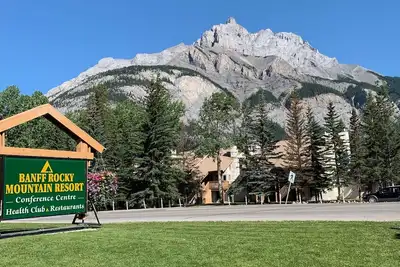 1 semaine (du 5 août au 12 août 2018) dans le parc national Banff. 2 chambres, 2 salles de bain
