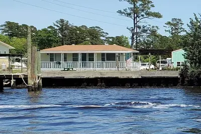 Image de -Waterfront -Cottage sur l'Icw -Pets Ok-Fishing et Boating Ă quelques pas.