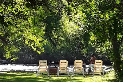 Image de Niché entre Sequoia Nat'l Park et le lac Kaweah - River Front Ranch