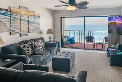 Image de Fantastique Condo sur la plage, emplacement idéal, grand 3 chambres, 2 salles de bain 8 couchages