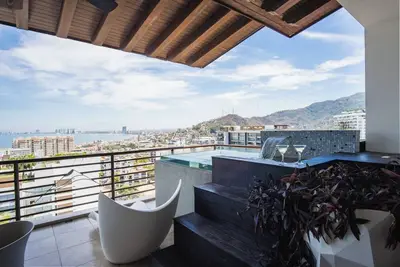 Image de Sph1 Andrew Christian Penthouse 2bed 2bath Jacuzzi