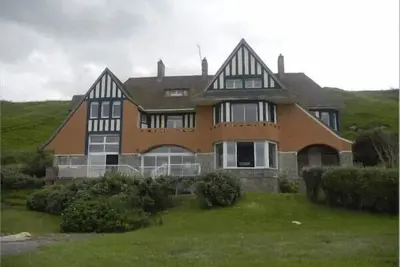 Image de Normandie Ocean Front Villa, Omaha Beach, Historic D-Day Landing Beach, France